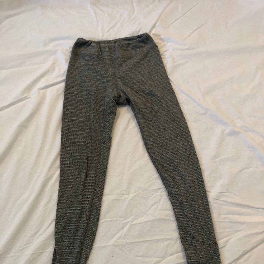 Brandy Melville Knit Leggings